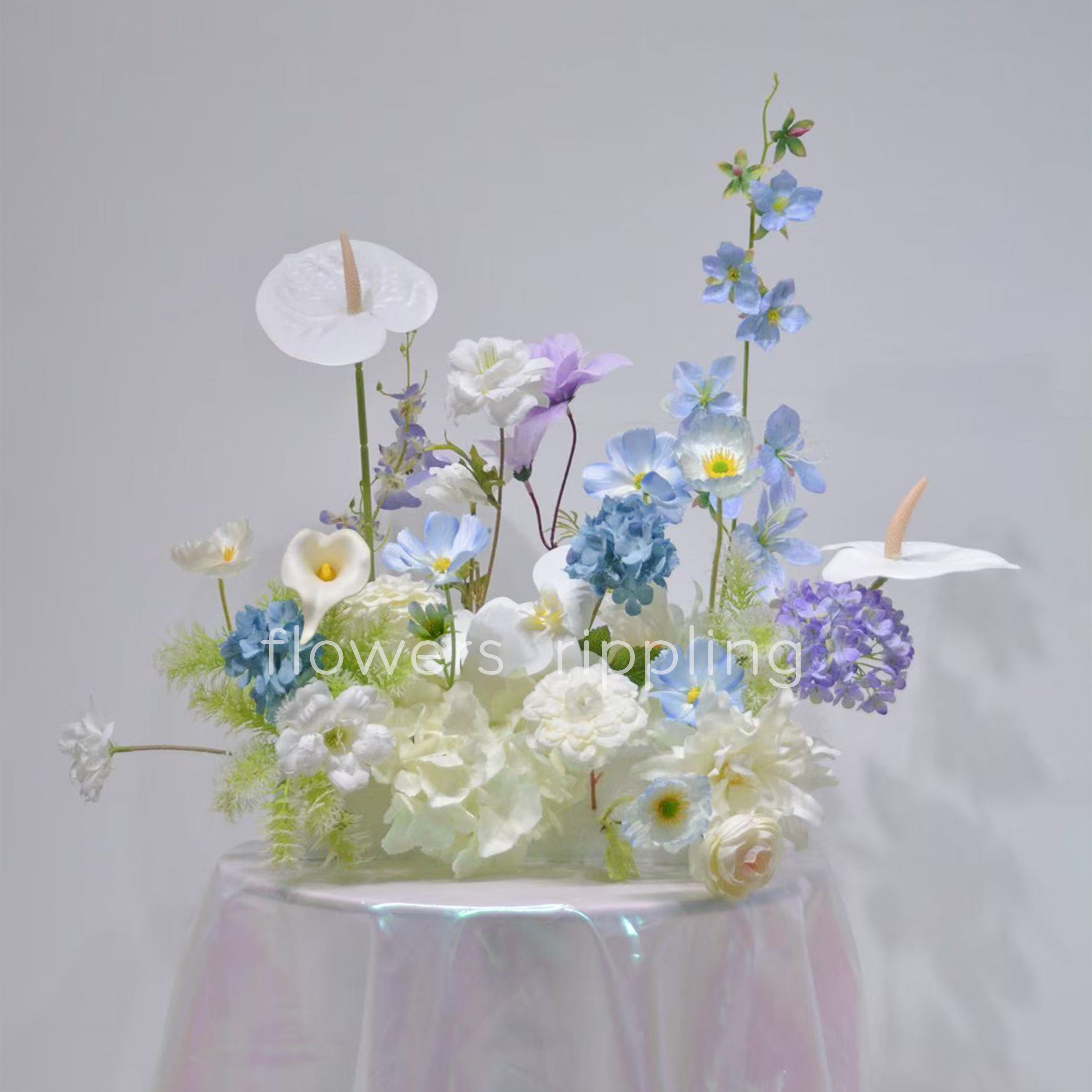 Original Design Blue & White Fresh Style Artificial Table Flower Arrangement