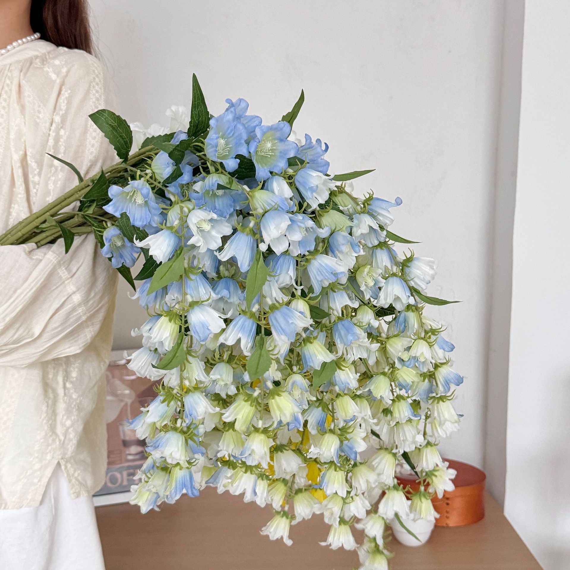 Hanging wind chime simulation Lily of the valley (six in a group) (Set of 6)